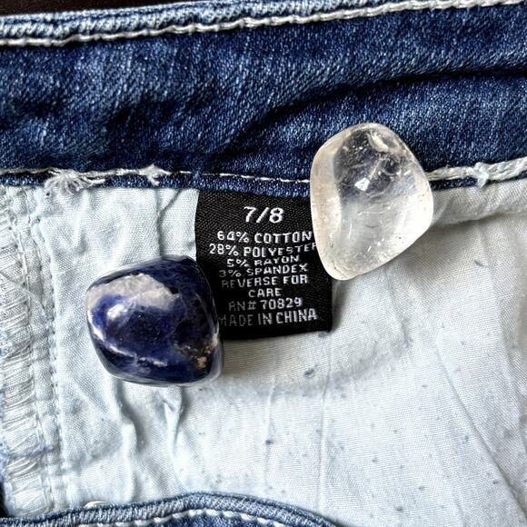 Rue21 Rhinestone Low Rise Jean Shorts Medium Wash Denim Size 7 / 8 Trashy Y2k - Picture 4 of 4